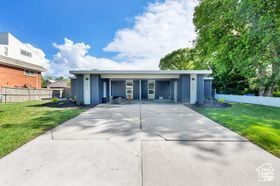 Building Photo - 1210 E Bonner Way