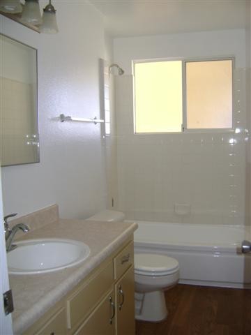 Baño principal - Villa Royale Apartments