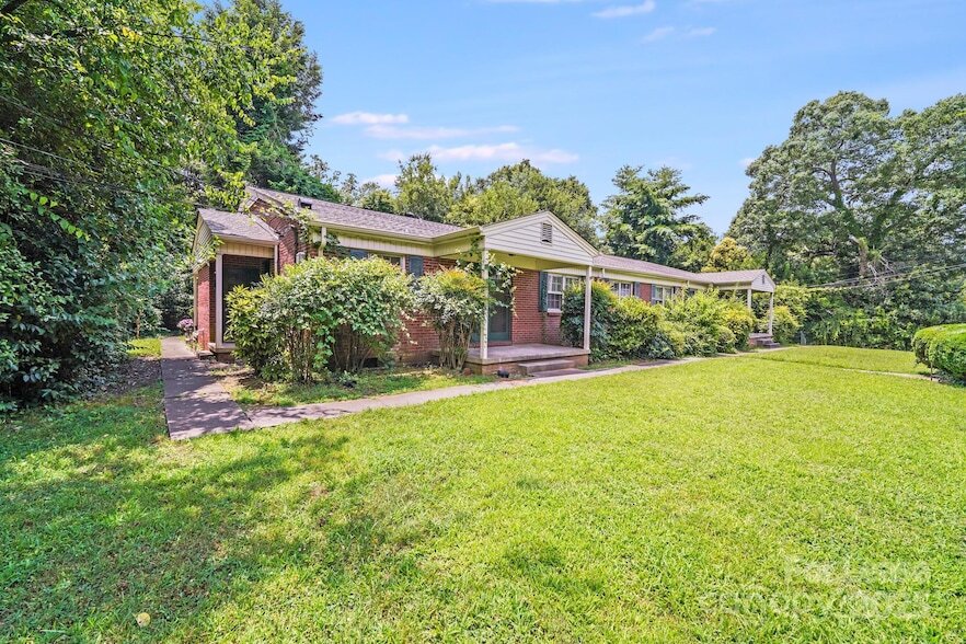 Foto principal - 405 W Harvie Ave