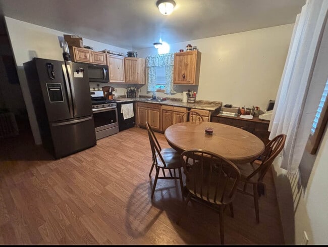 Building Photo - 253 Gray Fox Dr