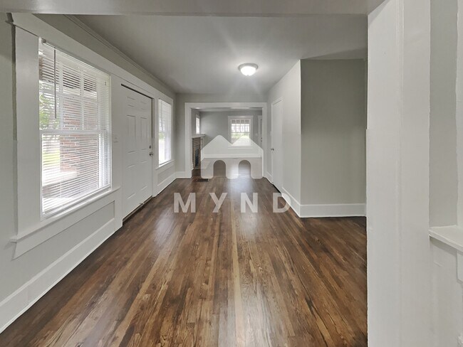 Building Photo - 4817 Avenue N