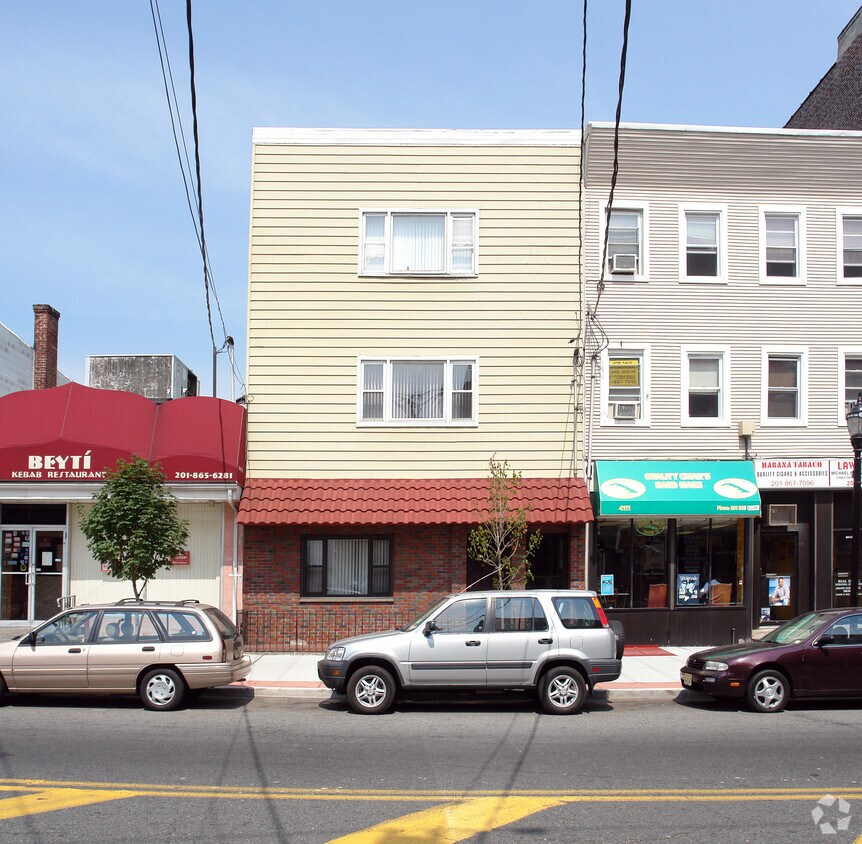 Building Photo - 4107 Park Ave