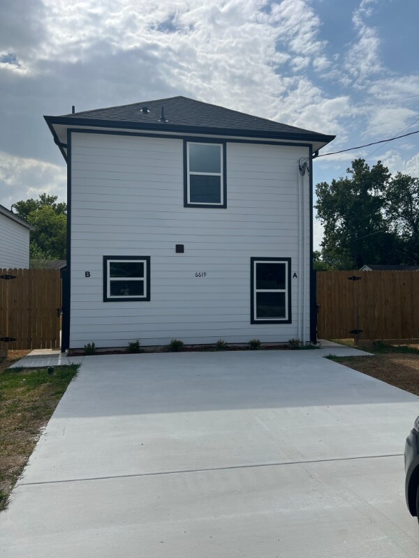 Primary Photo - 6619 Bacher St