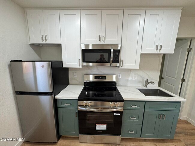 Foto del edificio - 1281 Hartley Ave