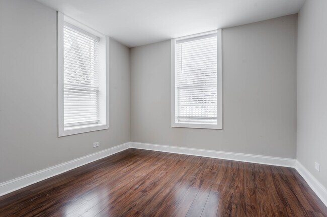 Foto del edificio - 2031 W Moffat St