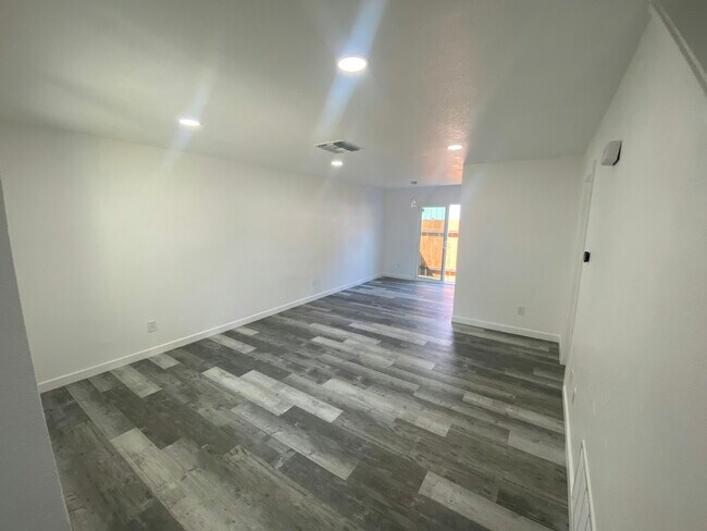 Building Photo - 1475 14th Street, Unit 1477