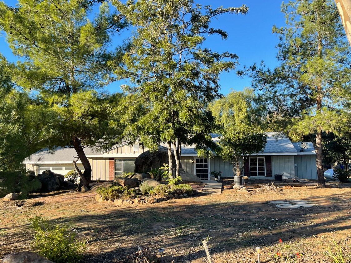 Great Size Single Family House with large lot House Rental in Jamul