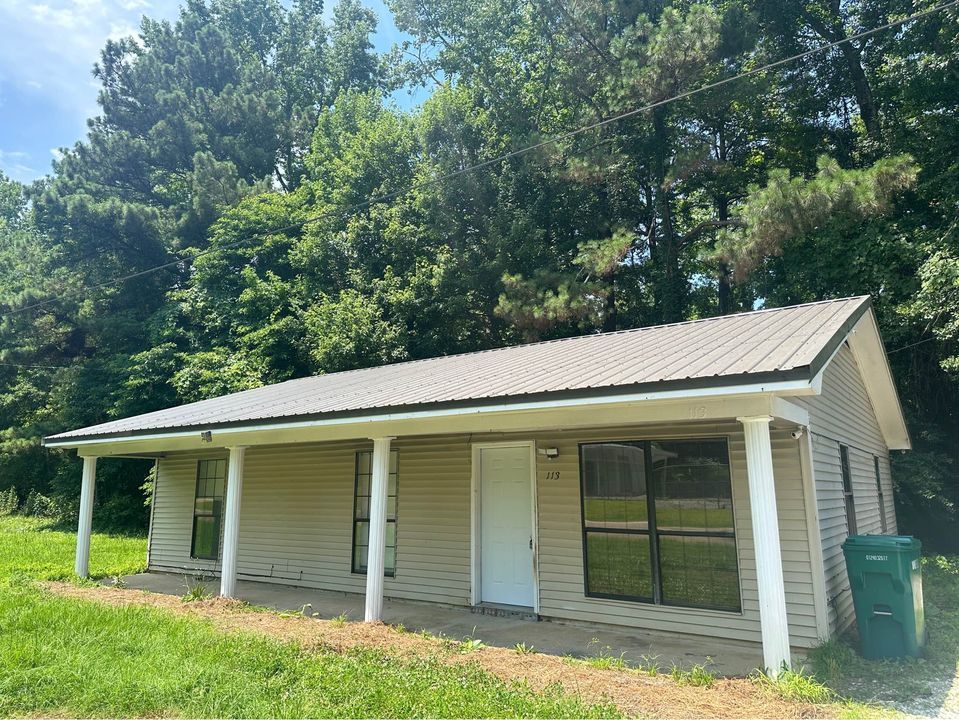 Primary Photo - 113 Road 1069