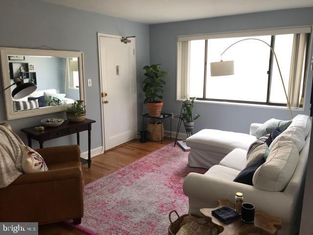Foto del edificio - 2602 Tunlaw Rd NW