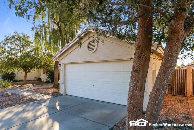 Foto del edificio - Cozy 3BD/2BA Home for Rent In Goodyear