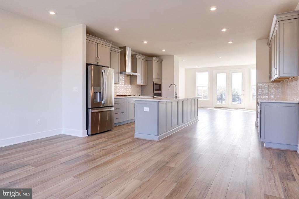 Foto principal - 43437 Farringdon Sq