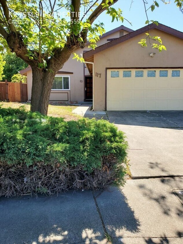 *Offered by Krystle Property Management e... - *Offered  by Krystle Property Management e...