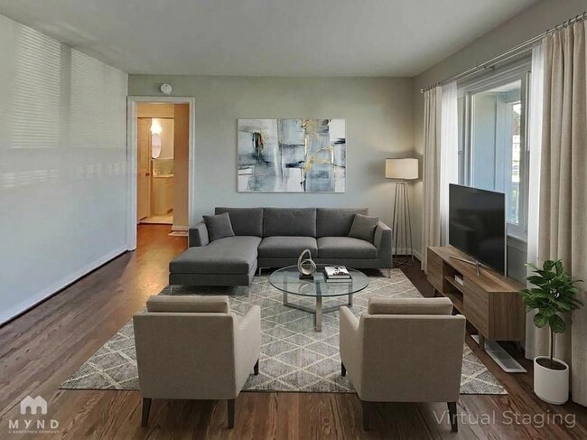 Building Photo - 3420 Avenue Q