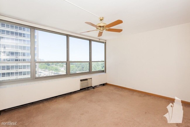 Building Photo - 3550 N Lake Shore Dr