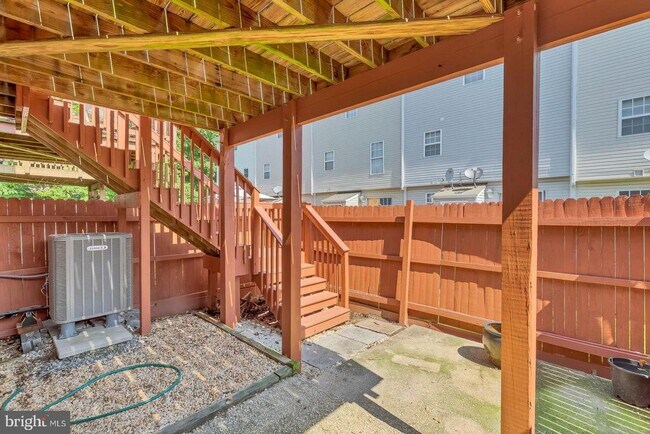 Foto del edificio - 9456 Sea Breeze Ct