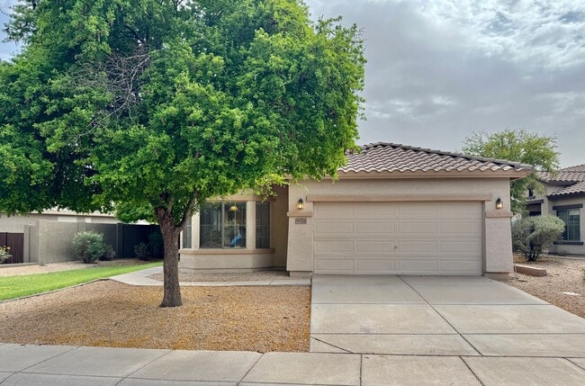 Building Photo - 40228 N Patriot Way