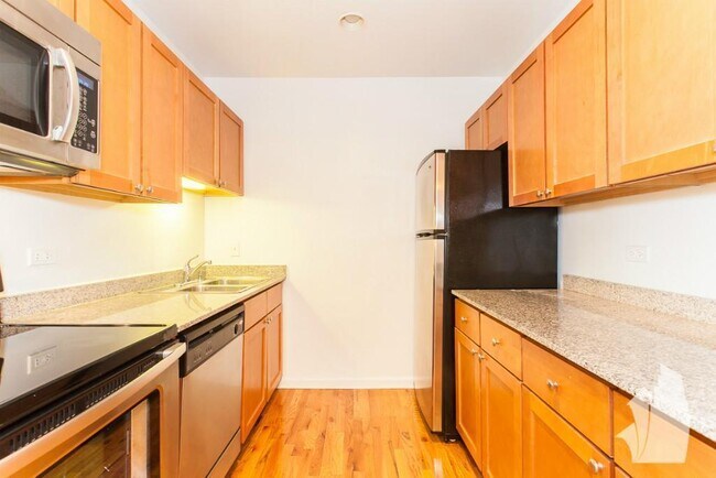 Foto del edificio - 4605 N Sheridan Rd