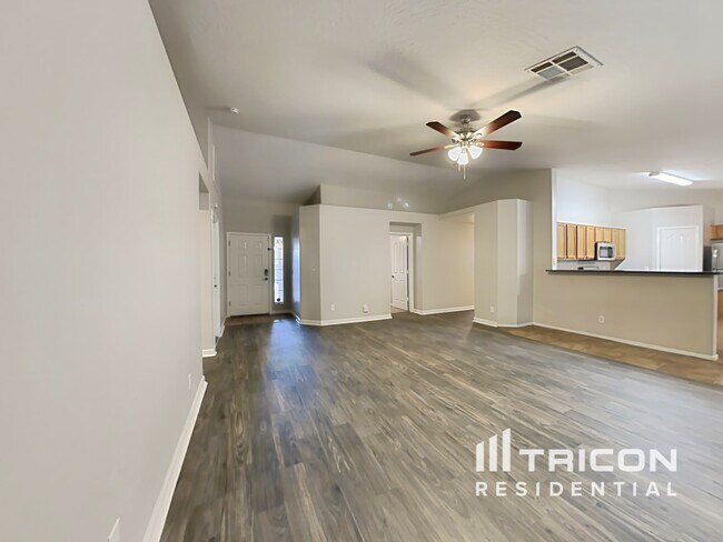 Foto del edificio - 4314 S Emery St