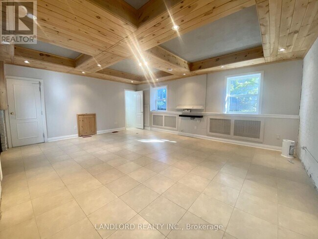 Building Photo - 341 St Clair Ave