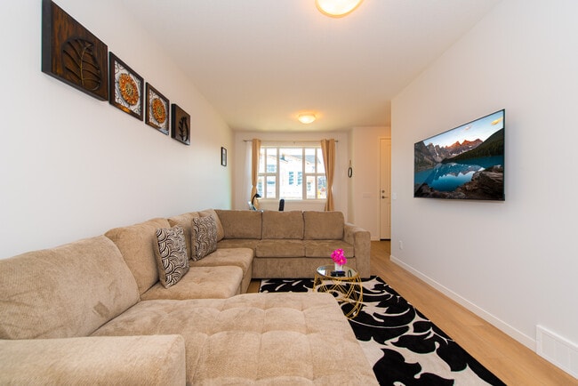 Building Photo - 274 Aquila Dr NW