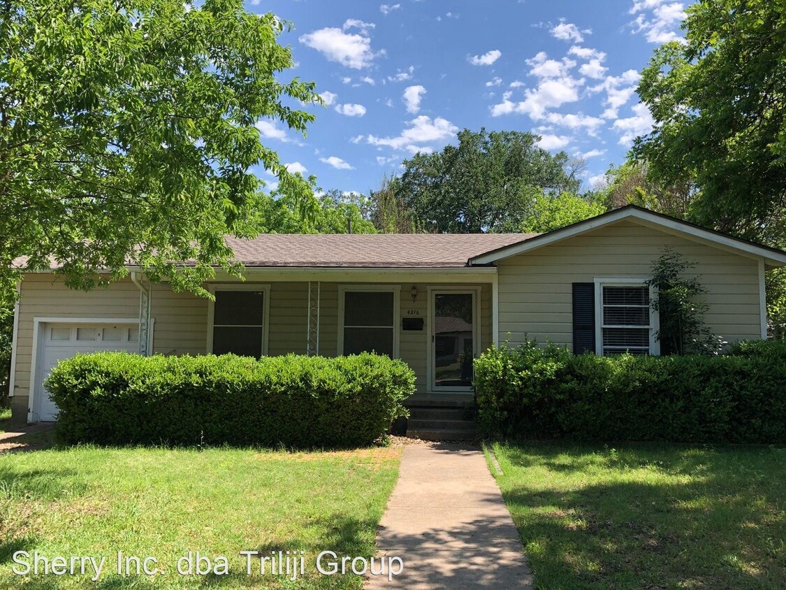 Primary Photo - 3 br, 1 bath House - 4216 Mitchell