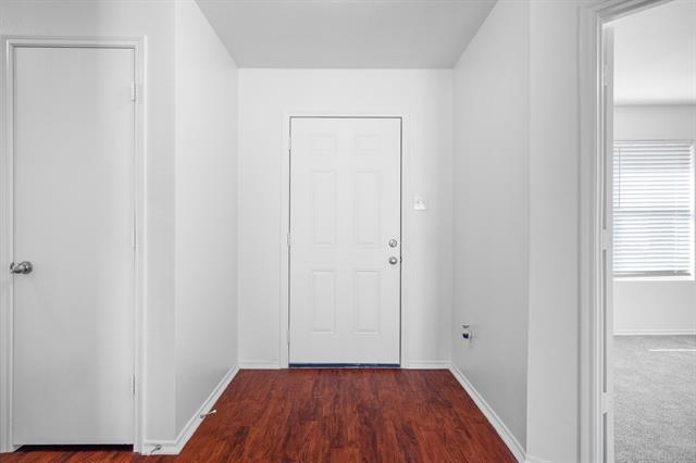 Building Photo - 2117 Laughlin Rd