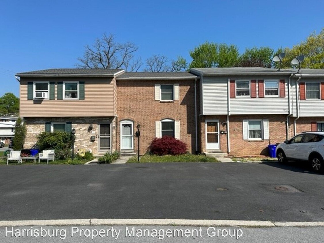 2 br, 1.5 bath House 97 Queen Ave House Rental in Enola, PA