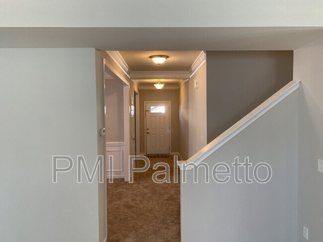 Foto del edificio - 481 Whispering Oak Cir