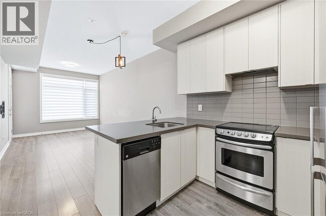 Building Photo - 457 Plains Rd E