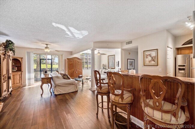 Foto del edificio - 11720 St Andrews Place