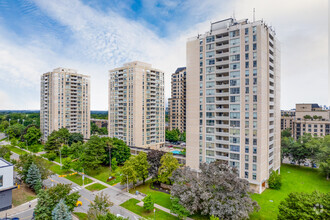 Building Photo - Bayview Village Place