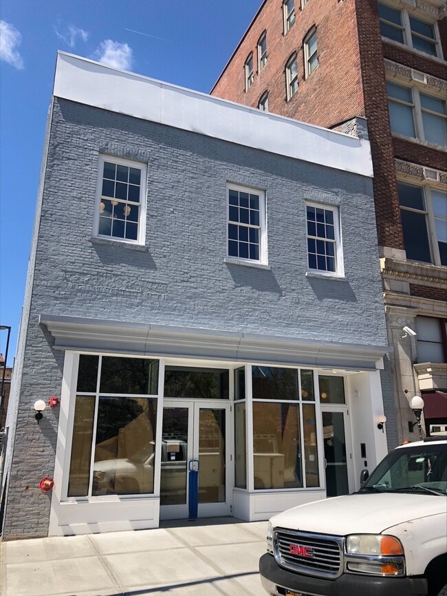 Building Photo - 69 3rd St