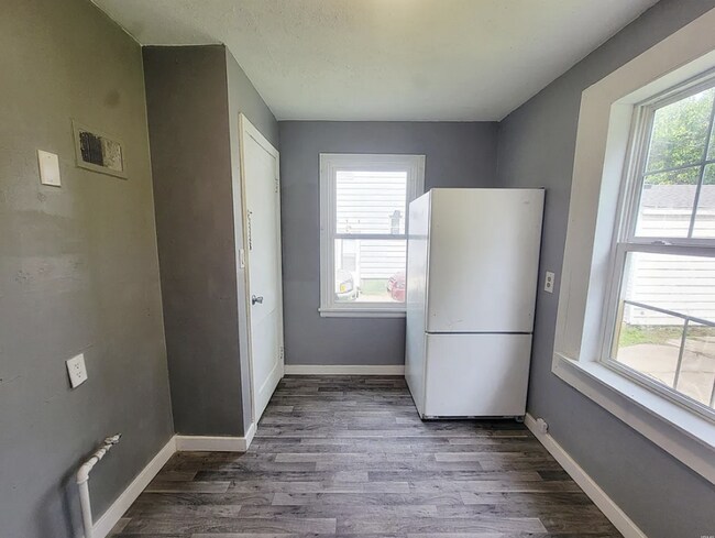 Foto del edificio - ** Move in Special ** Freshly Painted 3-Bedroom, 1-Bathroom Home – $1,350/Month | 1,760 Sq. Ft. |...