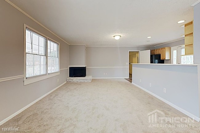 Building Photo - 2183 Sussex Cir