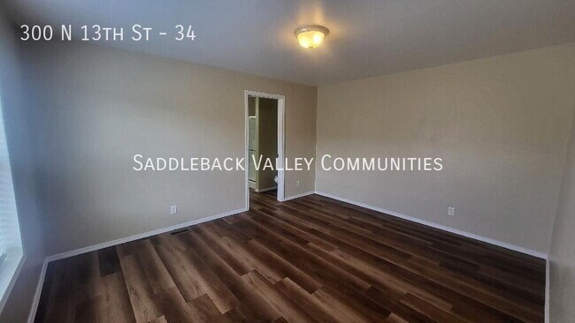 Foto del edificio - 300 N 13th St