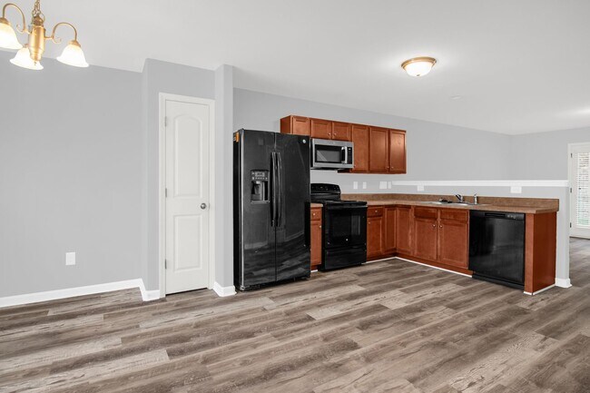 Foto del edificio - Updated 2BR/2.5BA Townhome