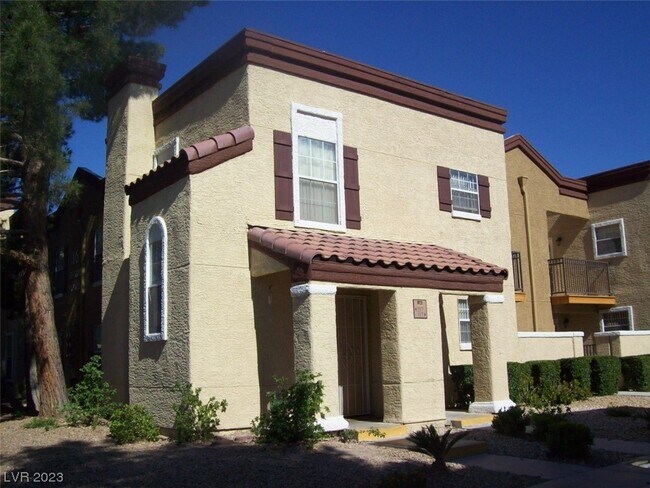 Building Photo - 2801 N Rainbow Blvd