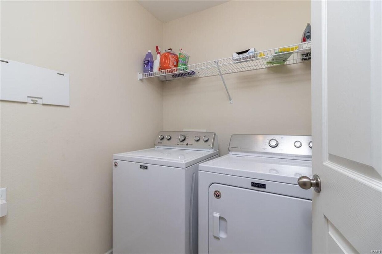 Primary Photo - Updated home close to post!