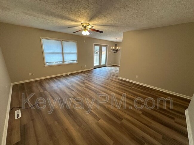 Foto del edificio - 48 Bluff Pointe Way