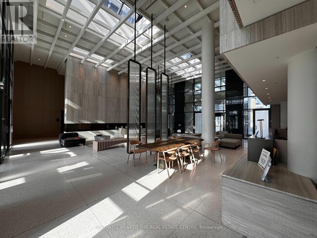 Photo du bâtiment - 195 Commerce St