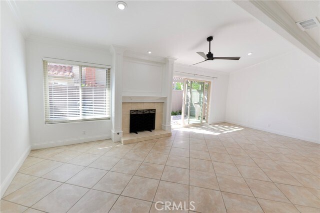 Foto del edificio - 484 Plaza Estival