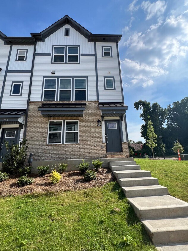 Foto principal - 1754 Blanche St