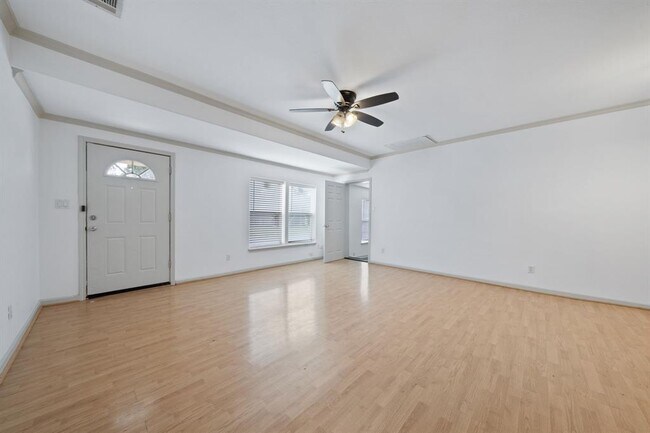 Foto del edificio - 311 Jackman St