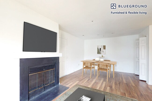 Foto del edificio - 10608 Kitty Pozer Dr