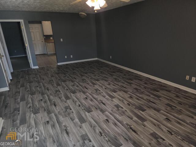 Foto del edificio - 6320 Love St