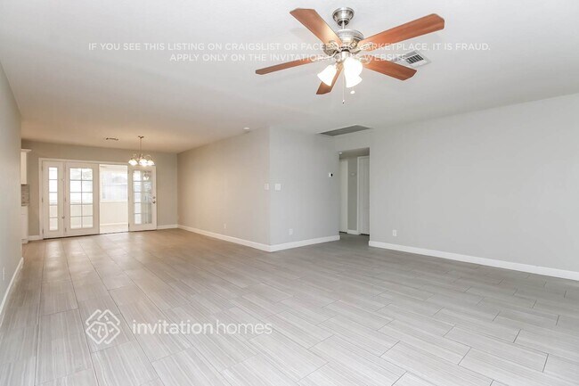 Foto del edificio - 2631 S Holbrook Ln