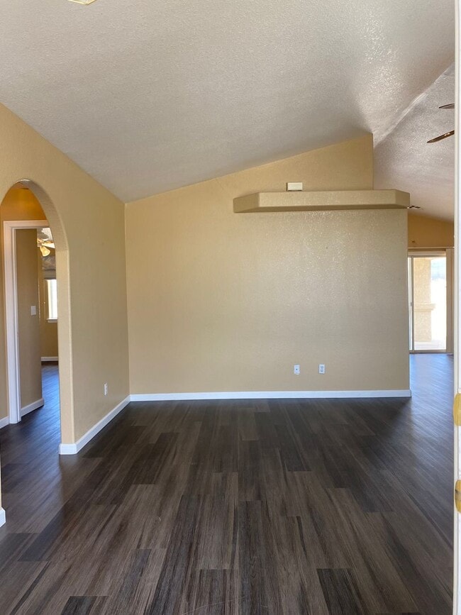 Foto del edificio - COUNTRY PLACE II U3 - Bluebird Avenue