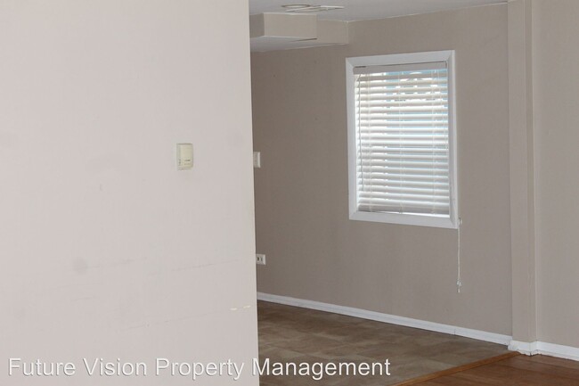 Building Photo - 2 br, 1 bath House - 931 S Cedar Rd