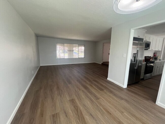 Building Photo - Pleasanton Home for Rent