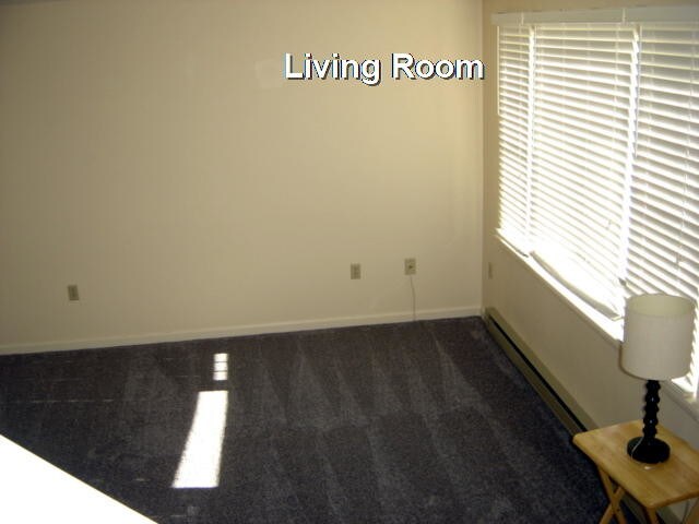 Building Photo - 895A Oplinger Rd